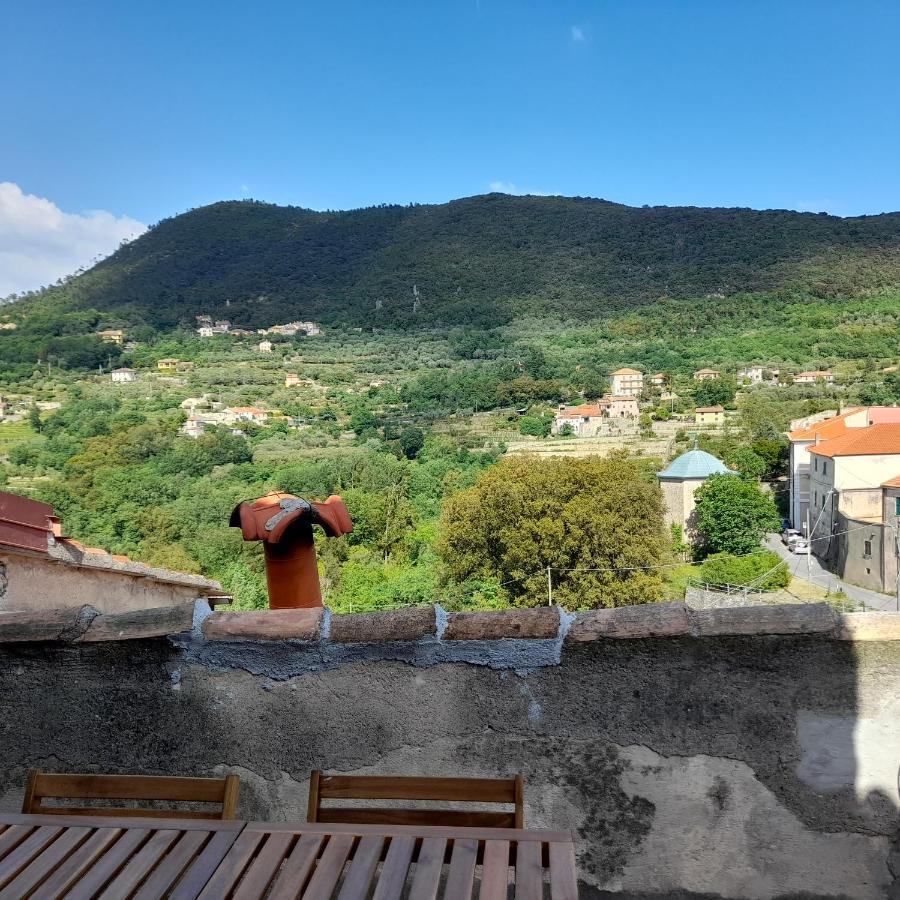 Ca Di Pippo "Tasso" Appartamento Ristrutturato Orco Feglino Exterior foto